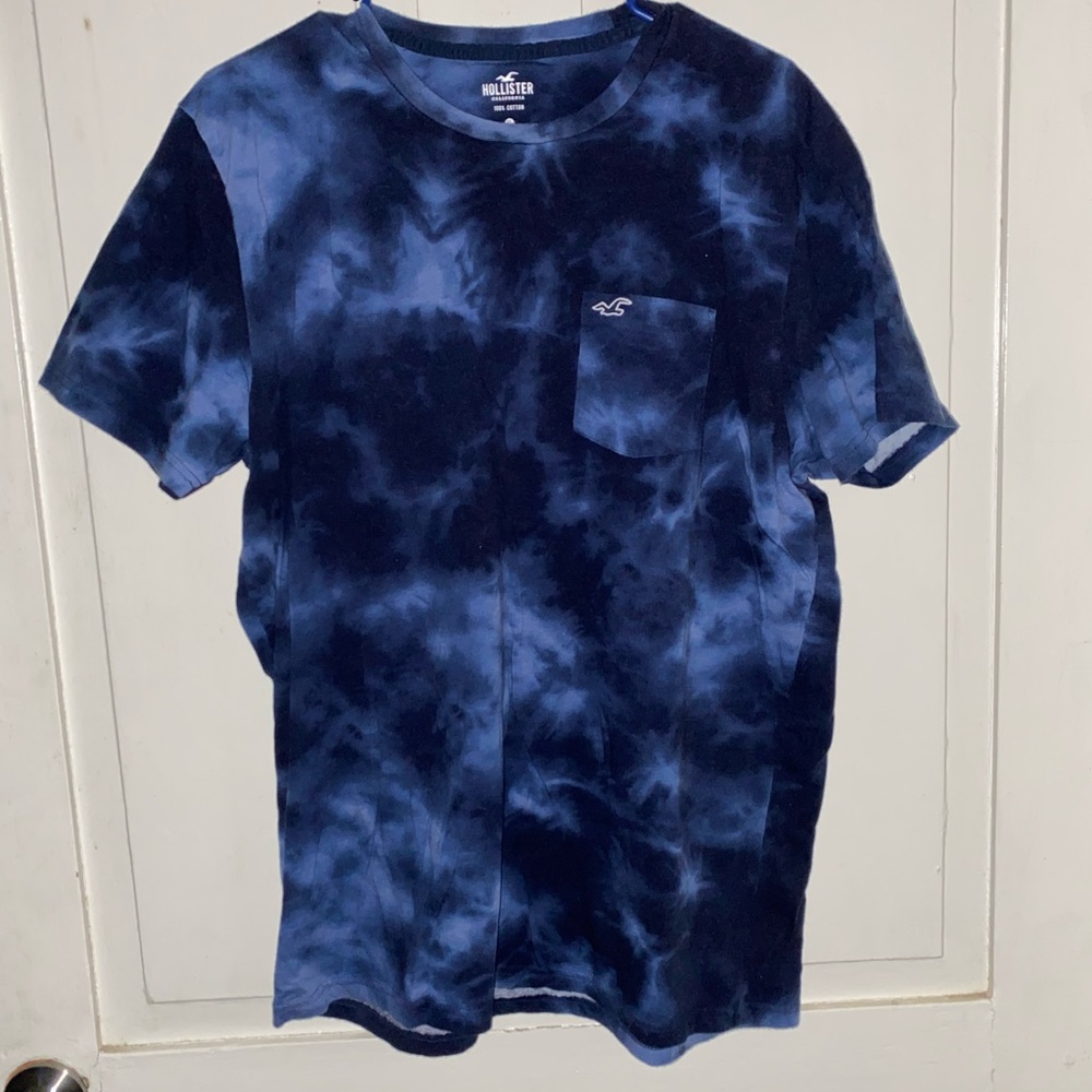 Hollister pocket t-shirt